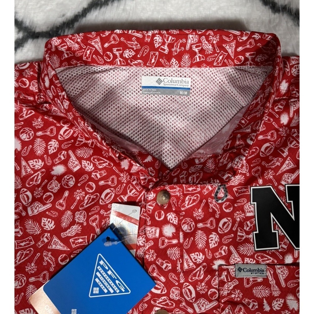 COLUMBIA Nebraska Cornhuskers Super Slack Tide Button-Up Shirt Men's M *NEW* $65 - Picture 5 of 10